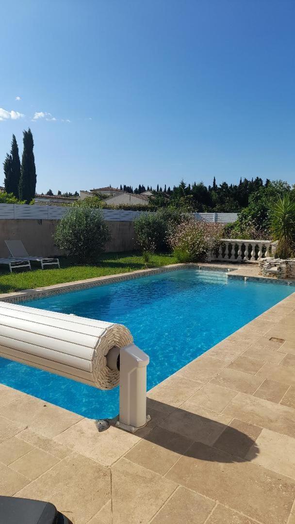 La Bastide Du Canal Avec Piscine Et Clim Apartment *