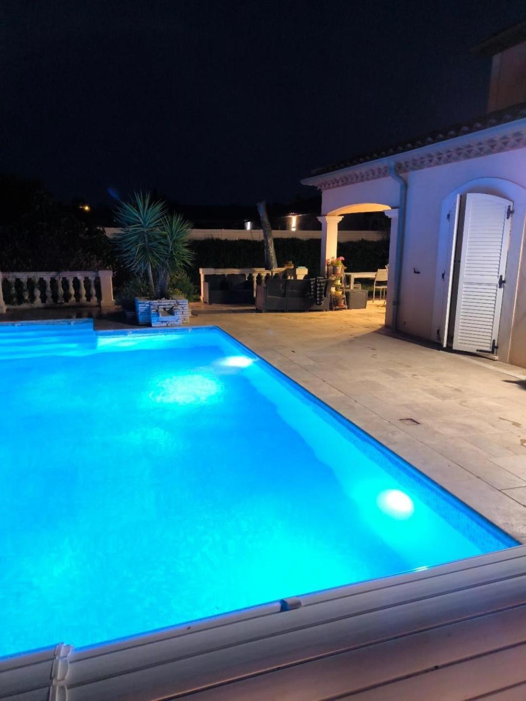 La Bastide Du Canal Avec Piscine Et Clim Apartamento